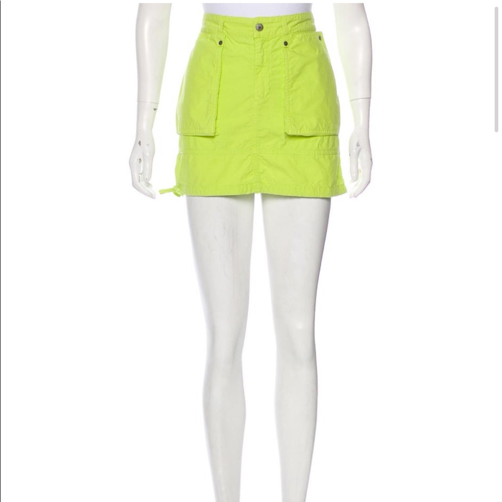 Burberry skirt